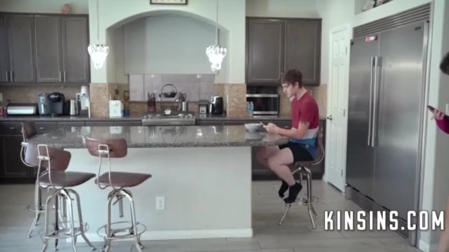 Step Family Threesome- Nicole Aria, Olive Glass