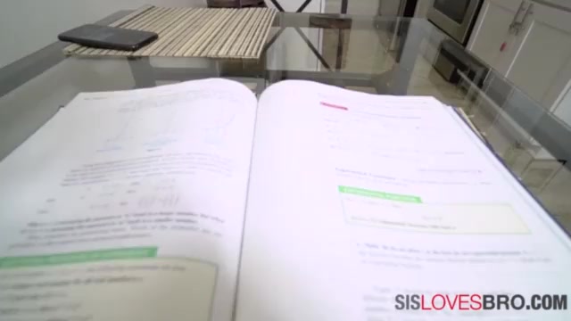 StepSister Loves Erotica- Sera Ryder