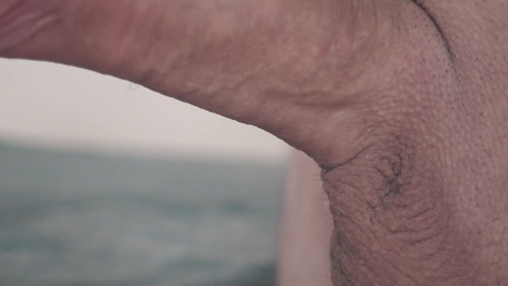 stepsister occupied the PC. Fucked her & cum on her hair while she played