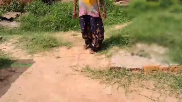 Desi Indian step sister fuck in outdoor sex