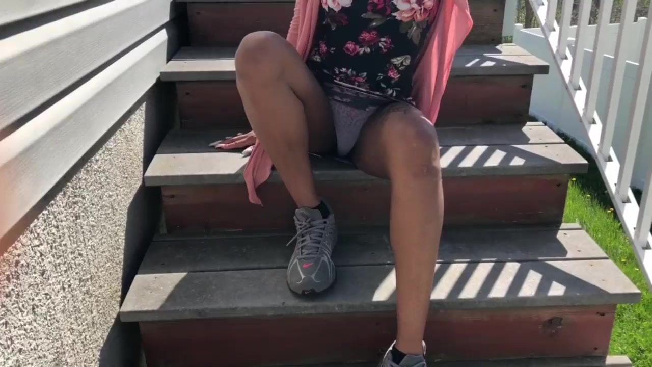 Step Sister Royalty Needs Dick or Rent Money!