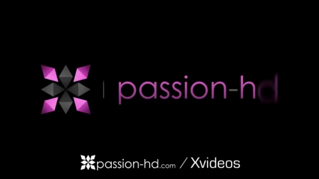 PASSION-HD Step Sister Falls Prey To Step Bro Seduction