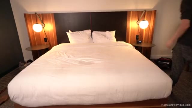 Curvy stepsister cant say no to stepbrothers big cock