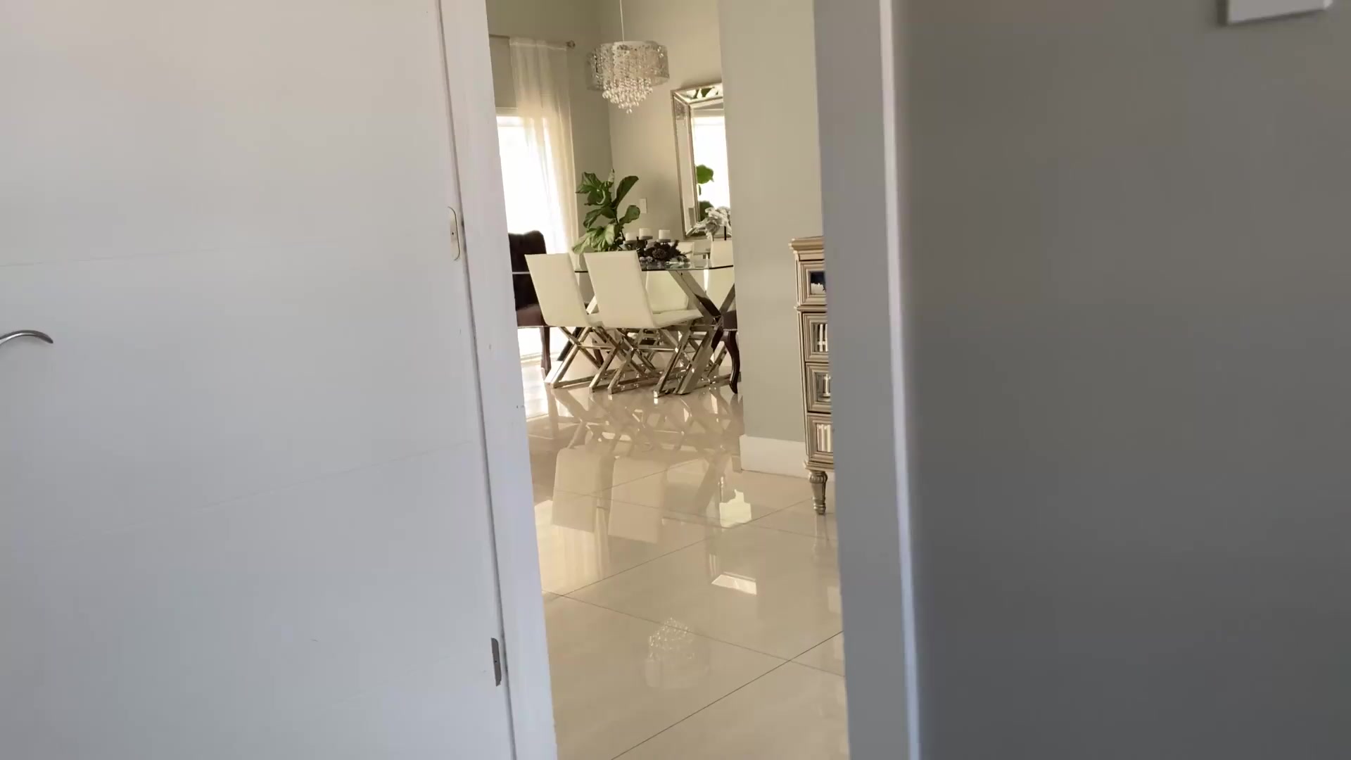 Hot Step-Sister Nicole Rey Wants To Fuck Big Dick Step-Bro