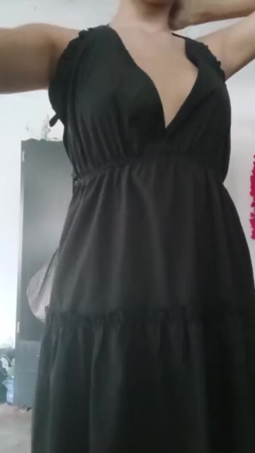 My stepsister takes off that beautiful dress, will there be sex?