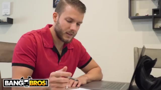 BANGBROS – Quarantine Stepsister Fuck With Vanna Bardot & Codey Steele