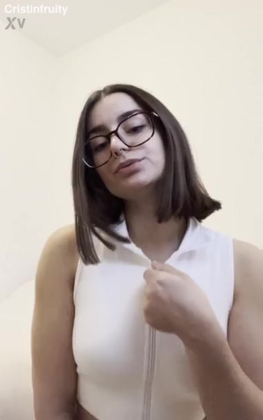 FREE TIT SHOWDOWN TEASER SLUT STEPSISTER