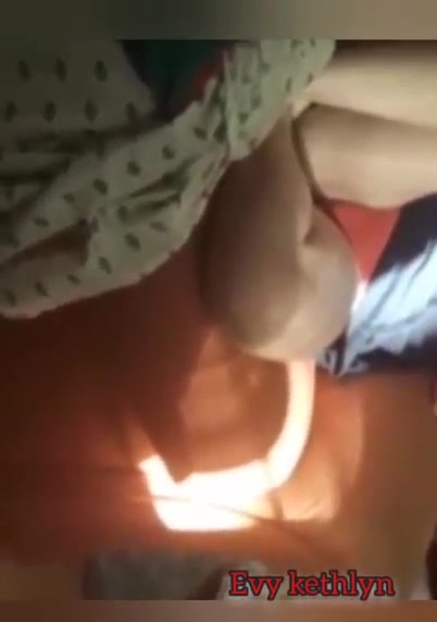 Senti o gosto da buceta dela no pau do meu tio ( completo no Red)