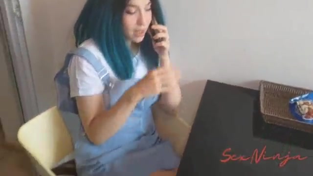 Step Sister Wants to Prove She Can Make me Cum in 2 Minutes