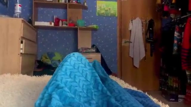 Stepsister Caught My Morning Erection