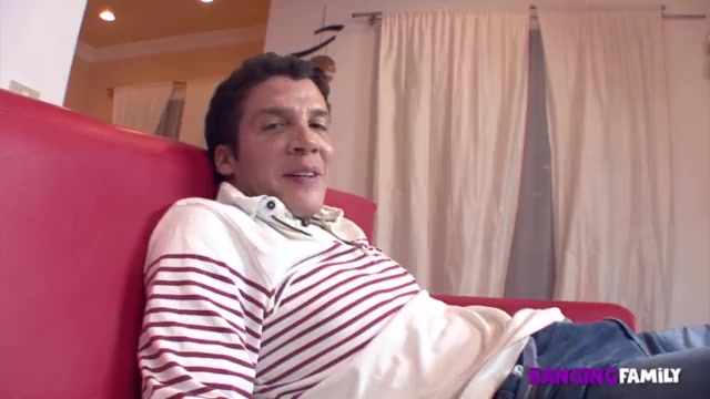 Banging Family – My Step-Brother is Such A Perv!!