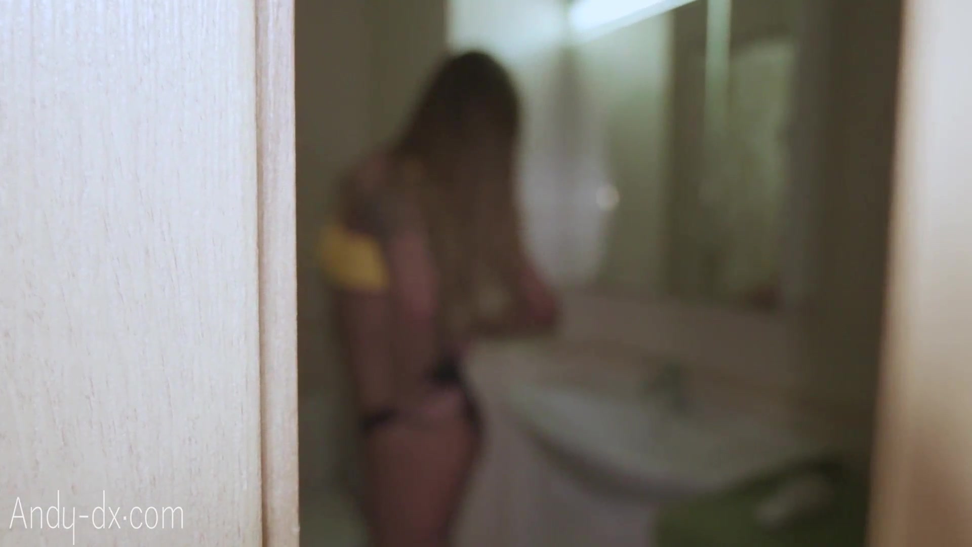 Horny Step-Sister Blowjob Cock after Masturbating in the Shower – Peeping