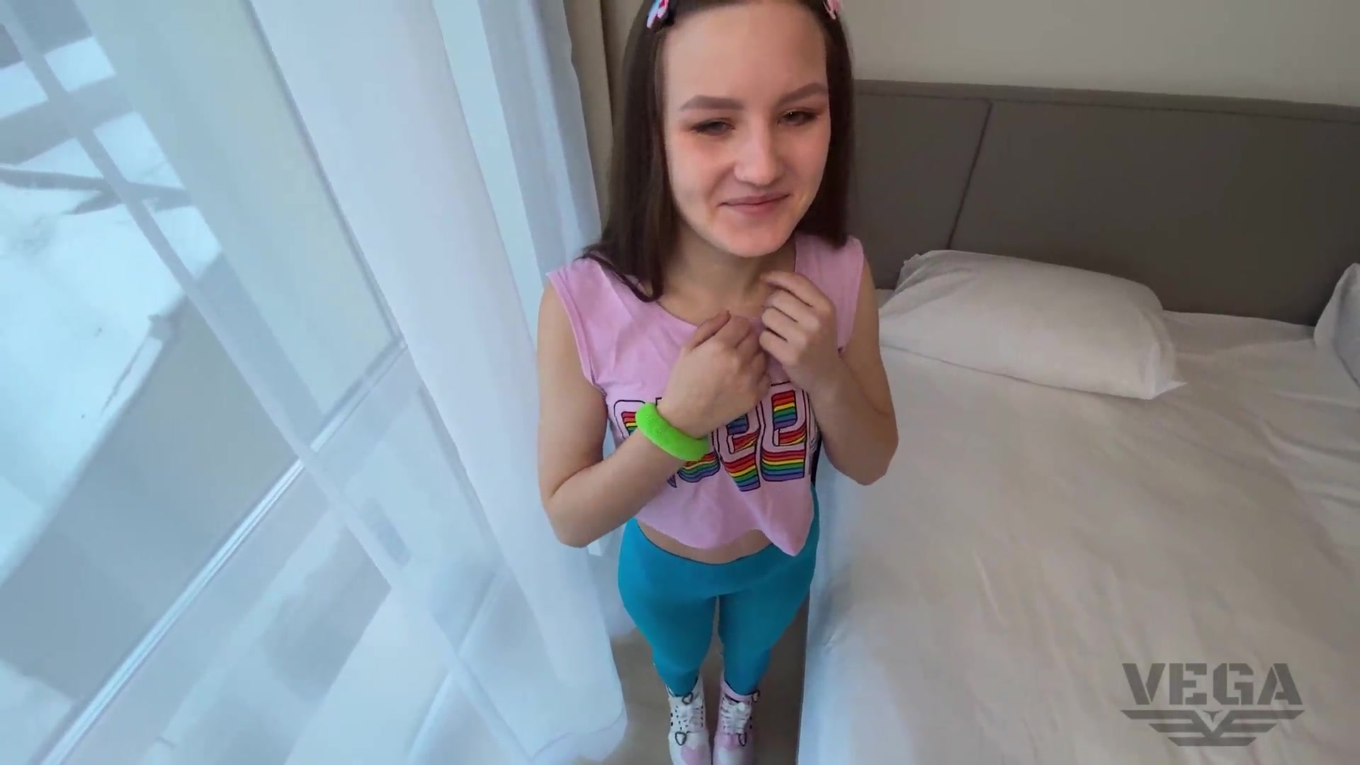 STEPSISTER LOVES IT WHEN I CUM DEEP