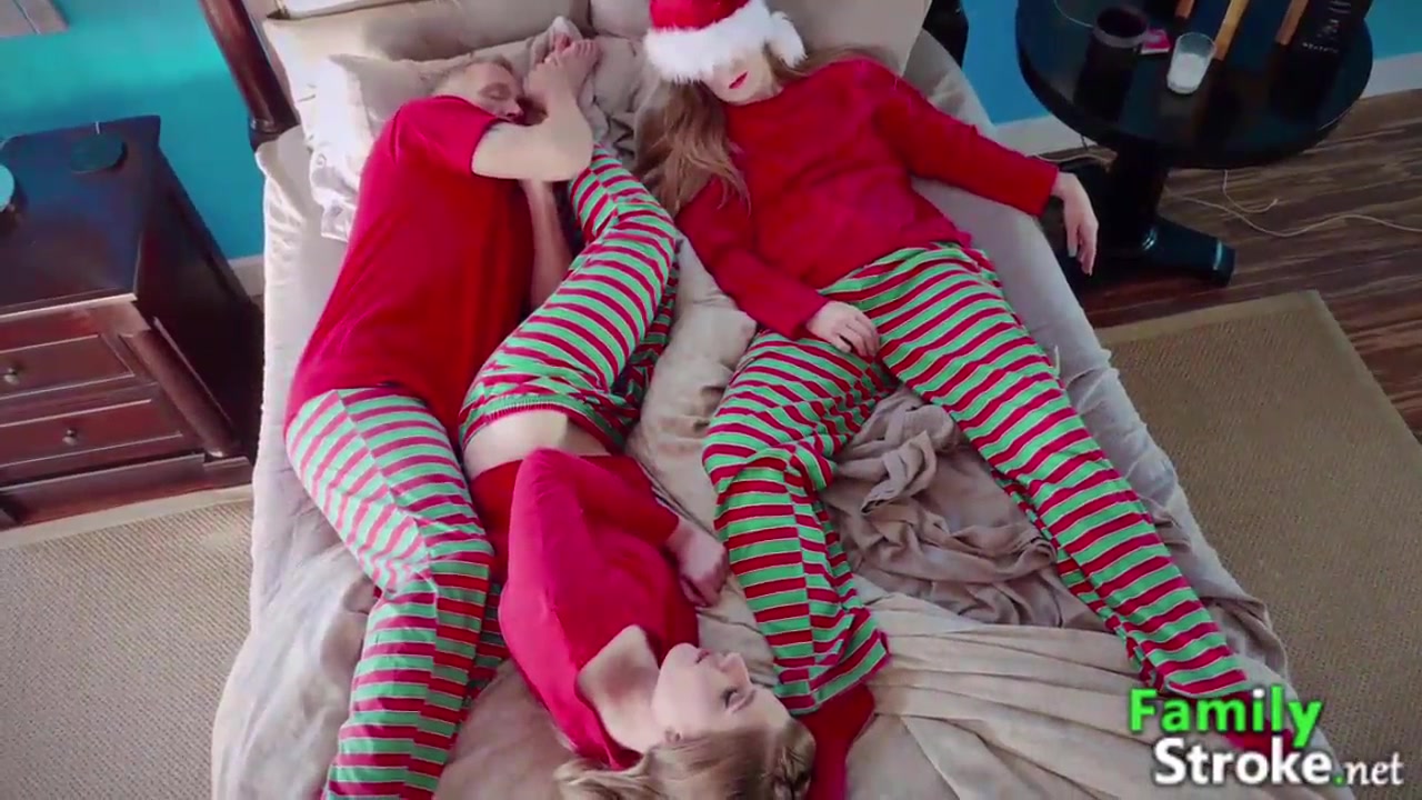 Christmas Morning Stepdaddy’s Taboo: Full Vids FamilyStroke