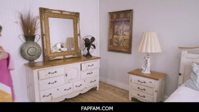 FapFam – Petite Blonde Teen Stepsister Harlow West Fucked To Orgasm By Panty Sniffing Stepbrother