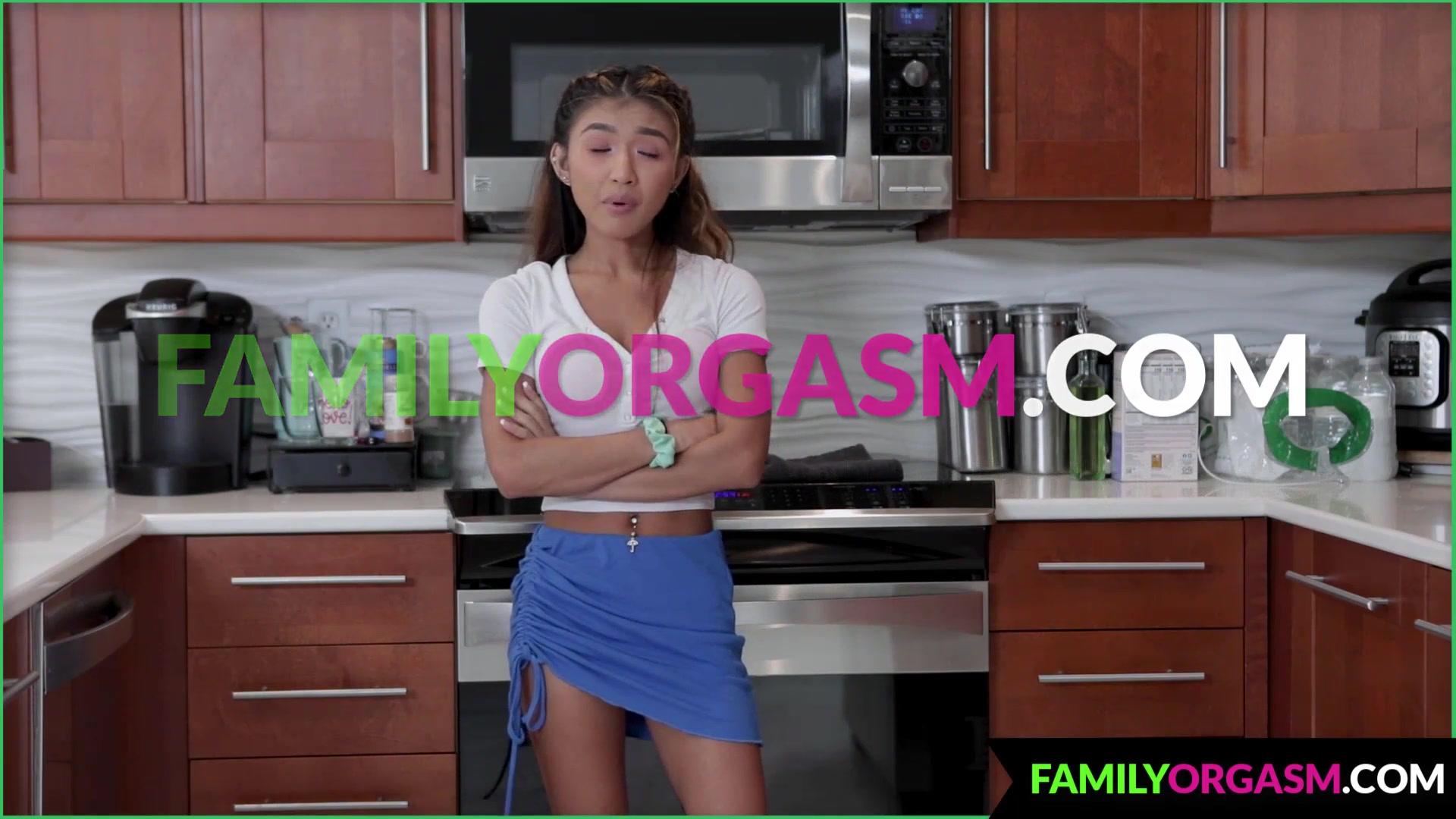 FamilyOrgasm.com ⏩ Prankster Step Bro Blackmail his Middle Stepsis, Clara Trinity, Myles Long