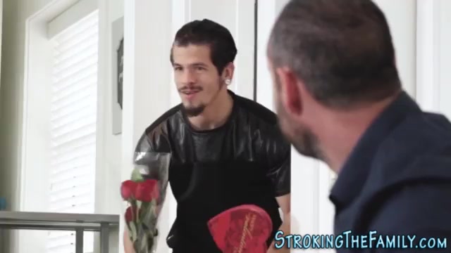 Slutty stepsister sucking dick