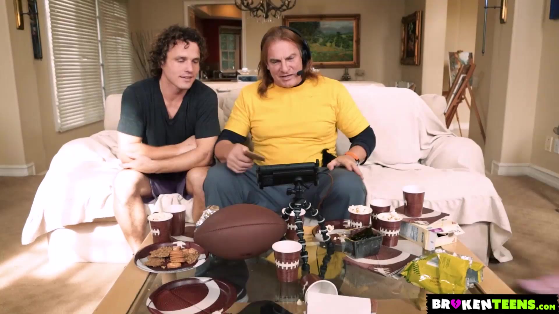 BrokenTeens – Stepdaughter Jill Kassidy Says Fuck Football! Cum Fuck Me Instead Stepbro