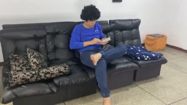 Follandome a mi hermanastra mientra nuestro padrastro esta delante