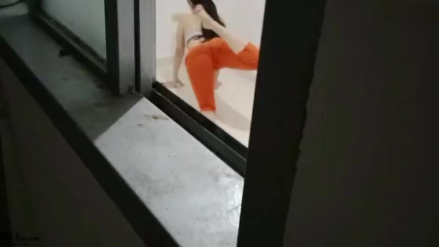 Una mamada intensa de mi petite teen hermanastra