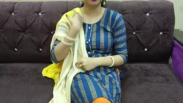 Stepbrother Teaches a Sex Lesson to His Step Sister in hindi audio