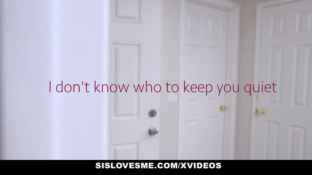 SisLovesMe – Hot Little Sister (Summer Brooks) Sucks My Cock