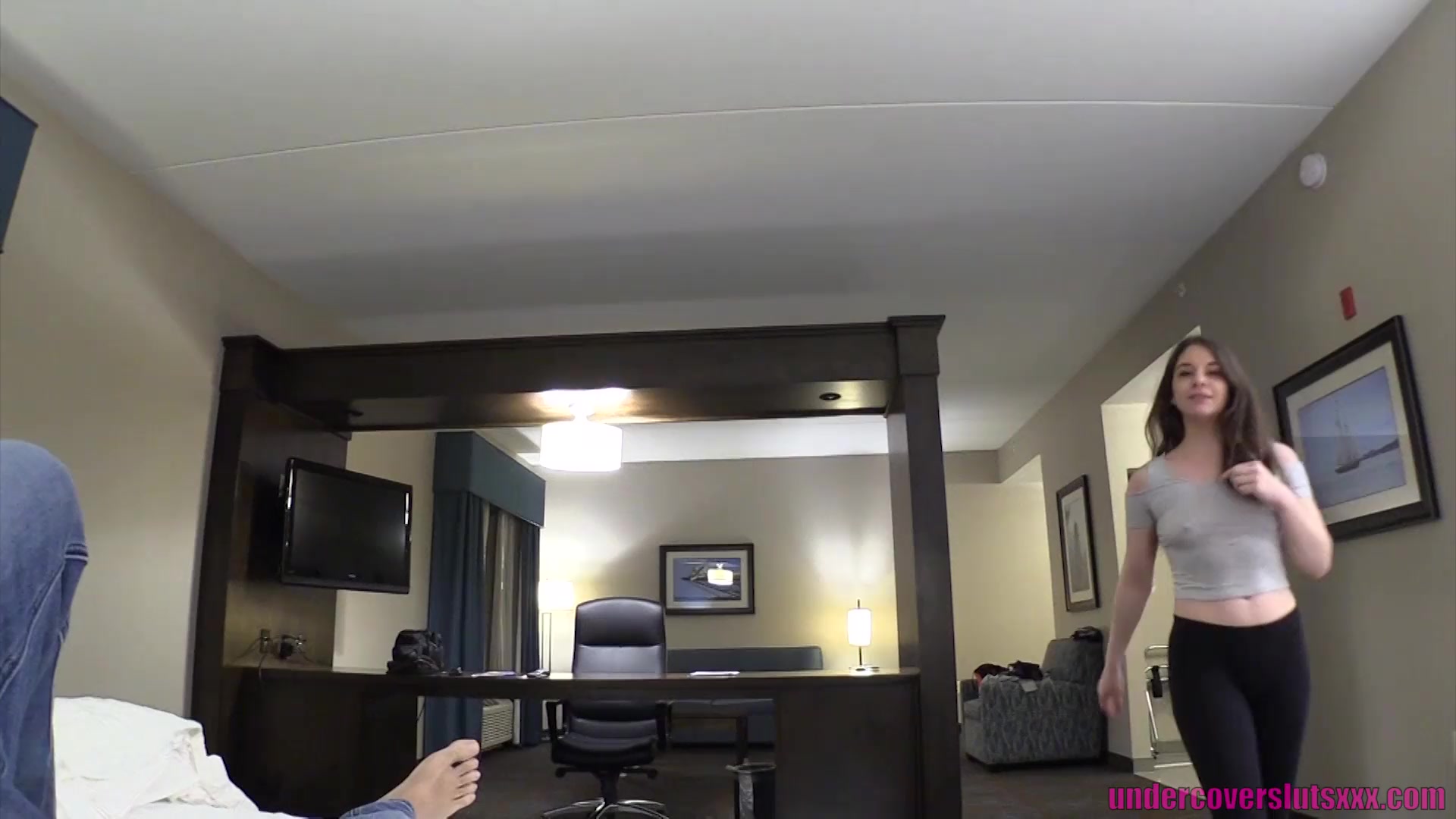 Teen Stepdaughter Cheers Up Heartbroken Dad By Taking A Massive Creampie