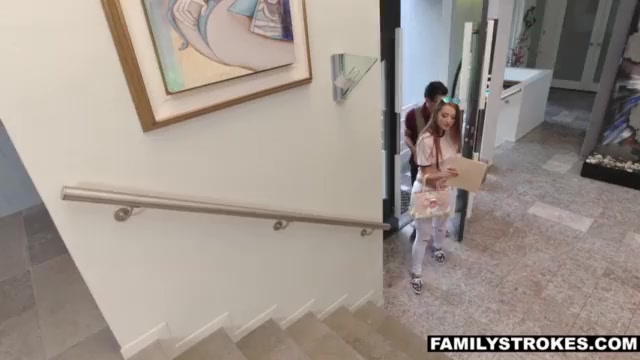 Hot StepSister Seduces Nerdy StepBrother