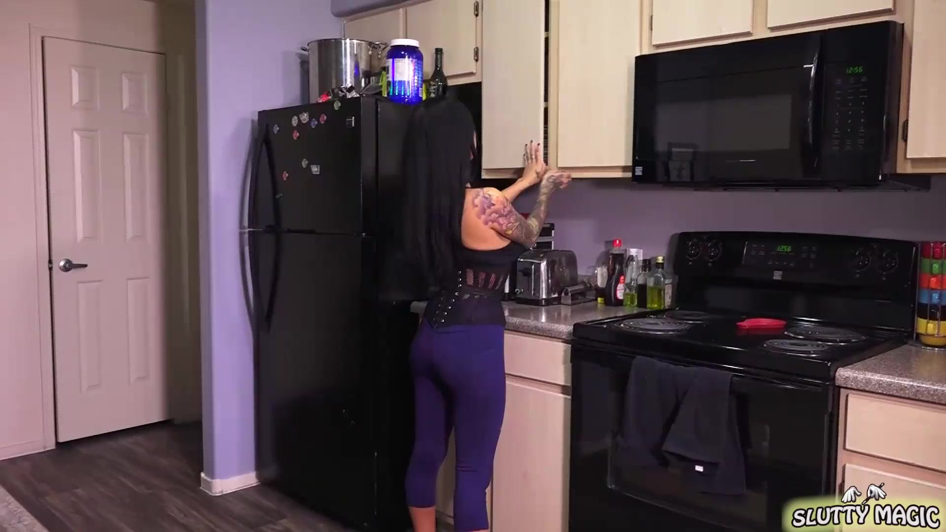 Big Titty Stripper Jerks Off Her Twin Brother