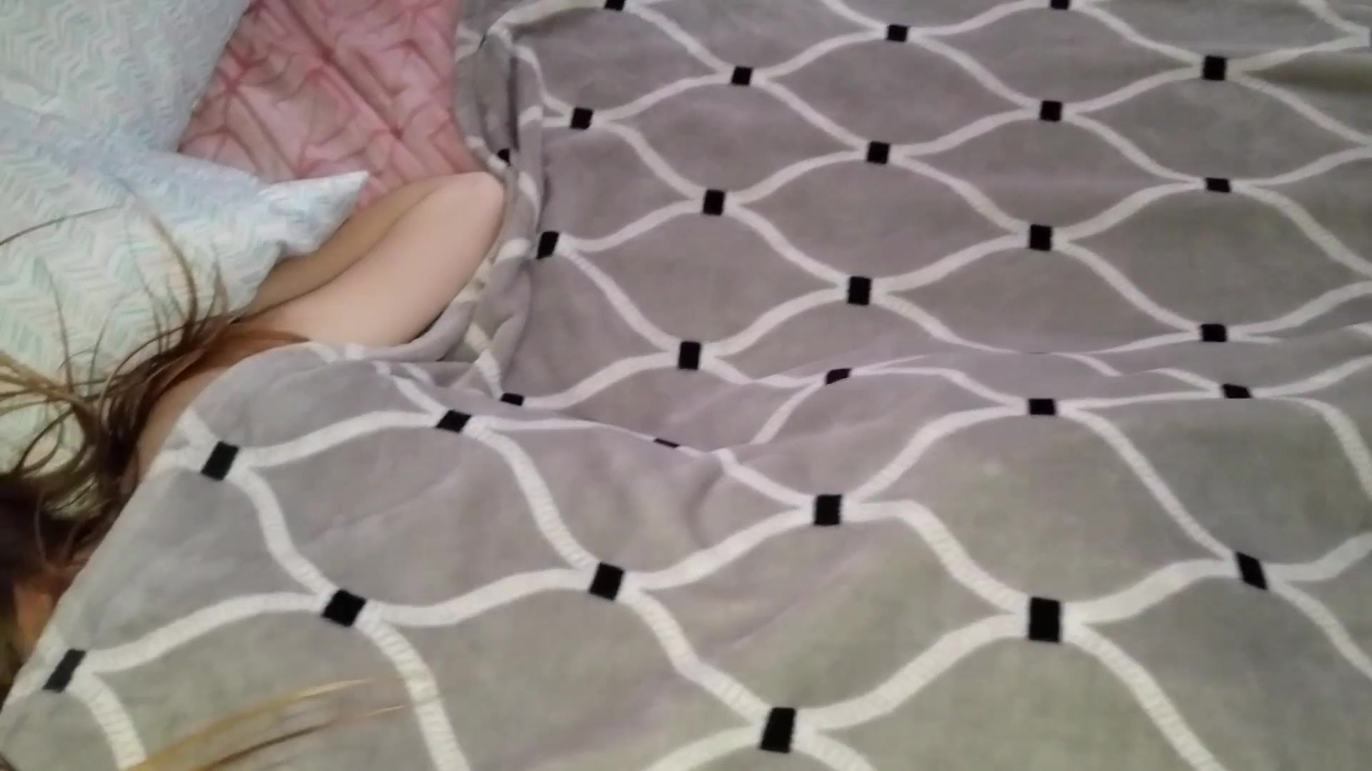 s. little sister gets a secret ANAL creampie (no toy version)