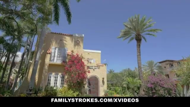 Slutty Stepsister (Nikki Sweet) Sucks And Fucks StepBrothers Dick