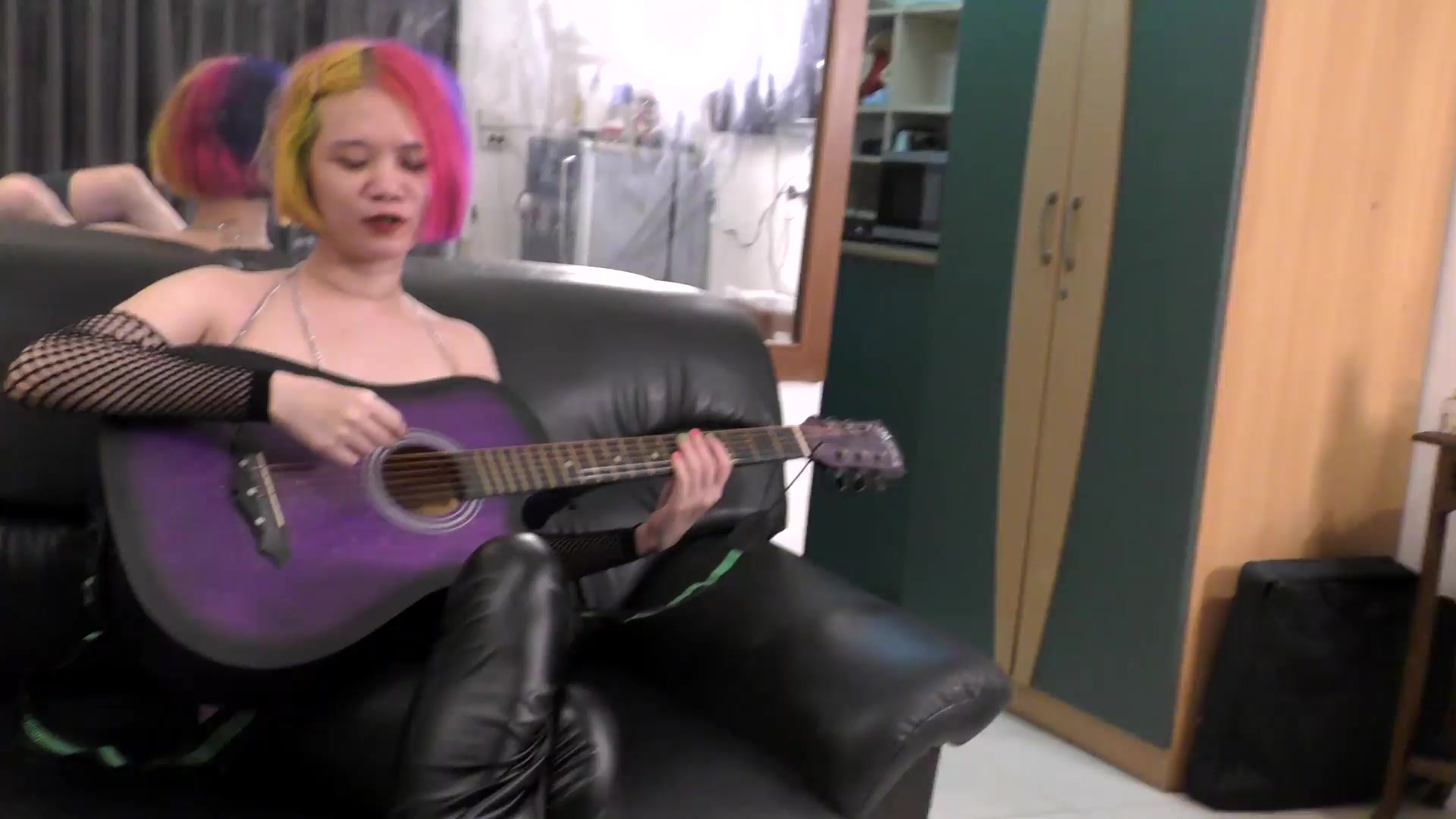 Asian Step Sister Wants To be Fucked