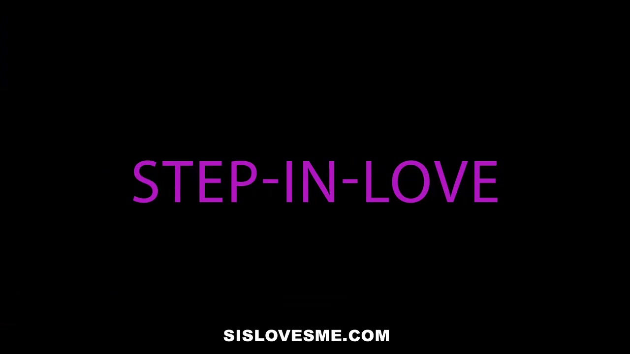 SisLovesMe – Cant Stay Away From My Big Tit StepSis (Layla London)