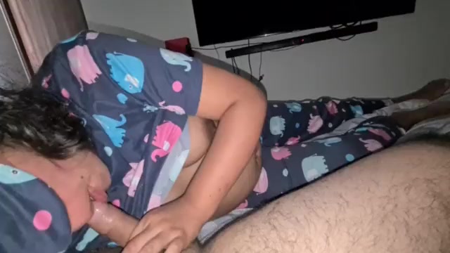 My pregnant single stepsister let me cum inside her, anyway, she is already pregnant