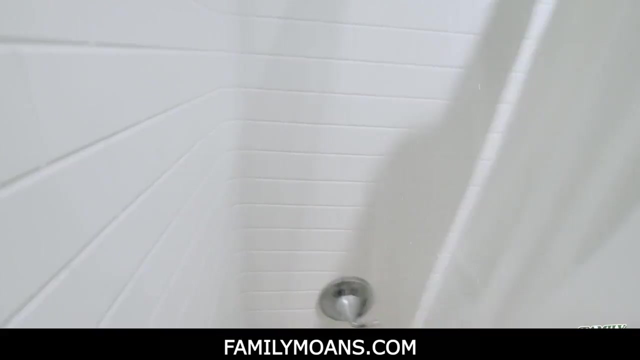 FamilyMoans – Hot Skinny Blonde Teen Stepdaughter Emma Hix Interracial Threesome With Big Tits Black MILF Stepmom September Reign And StepDad