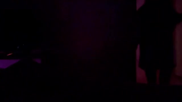 Hermanastra calentona sufre de insomnio y necesita verga, subtitulado