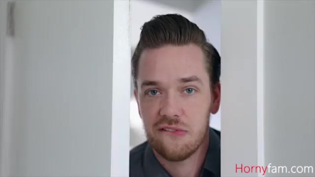 Fondling STEPSISTER’s coochie slow and nice