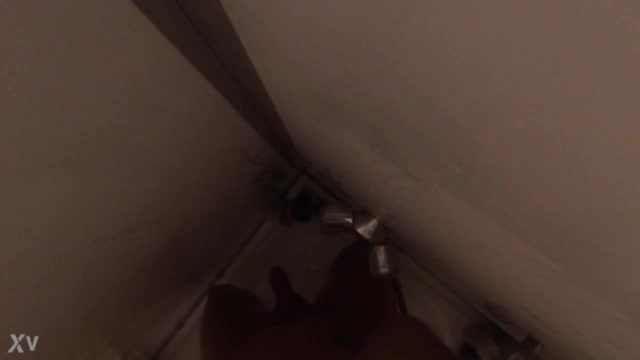 StiefSchwester erwischt Bruder und wird scharf.