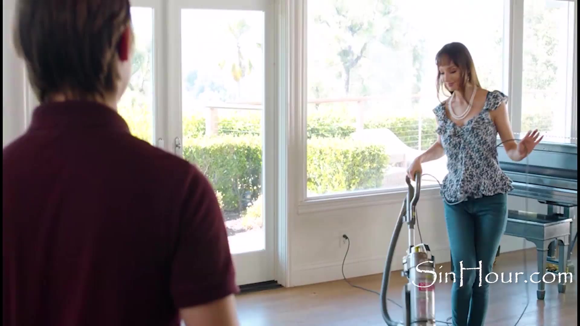 Helping My Latina Stepmom Relax